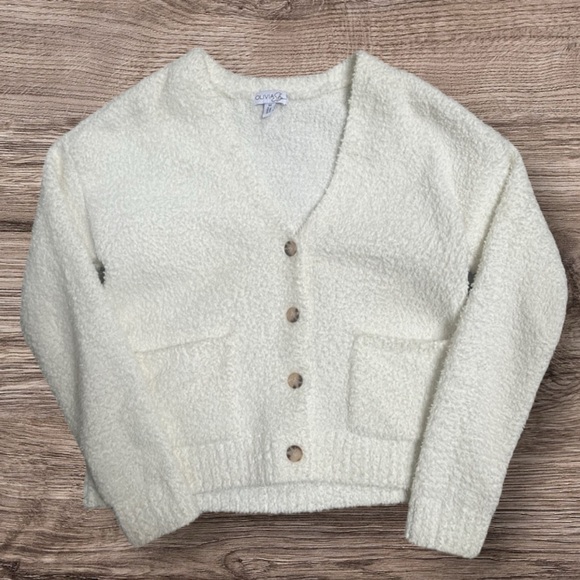 White Fur Cardigan - Picture 1 of 7